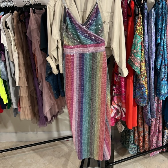 Saylor Megahn Dress - Picture 4 of 5